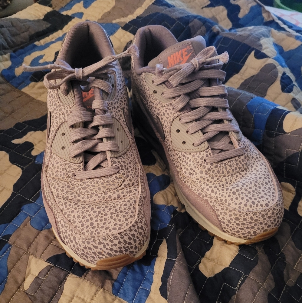 Nike Air Max 90 Women's Size 10 Premium Plum Safari Purple Sneakers 443817 500